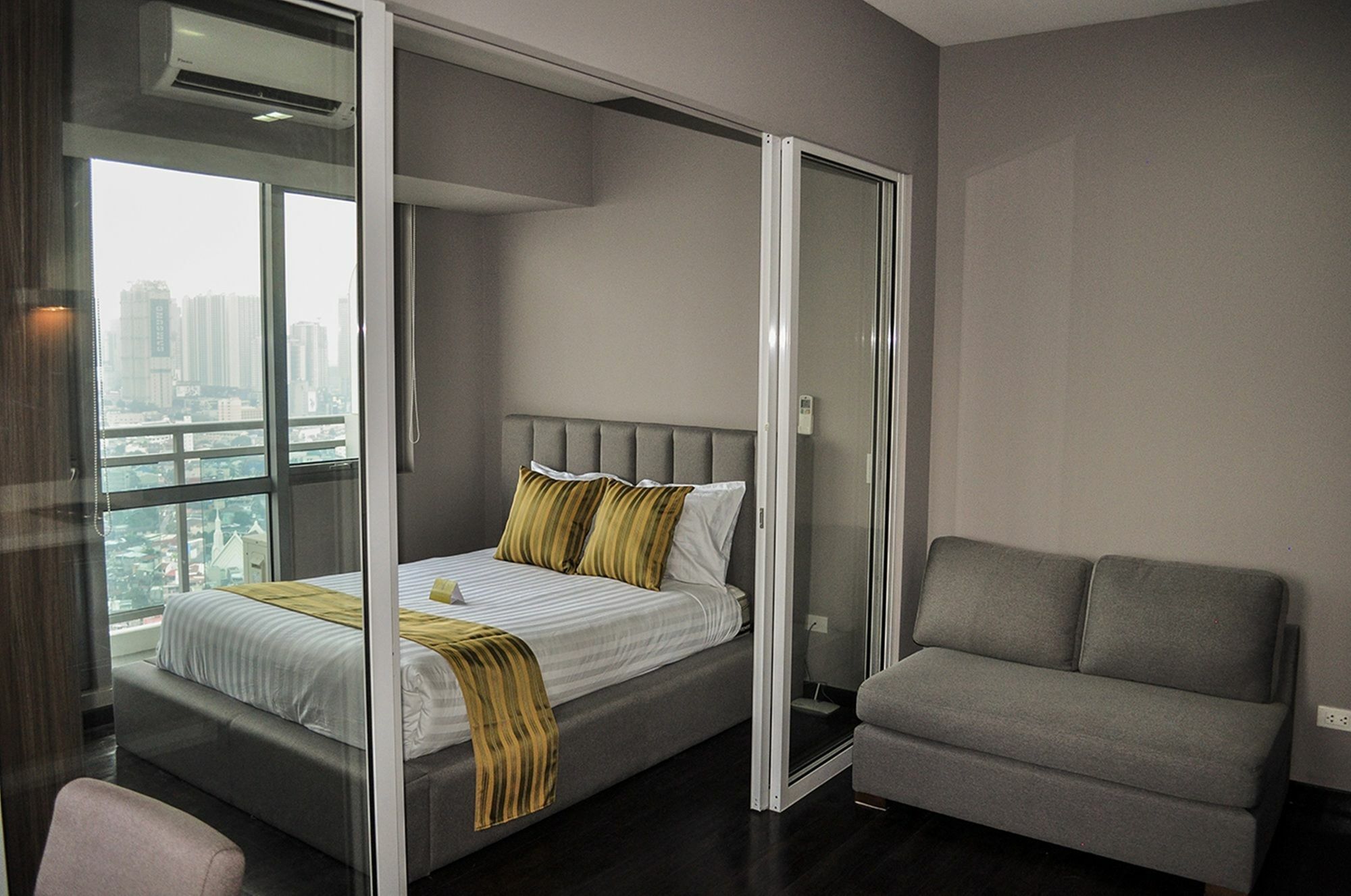 Siglo Suites @ The Acqua Private Residences Mandaluyong Eksteriør bilde