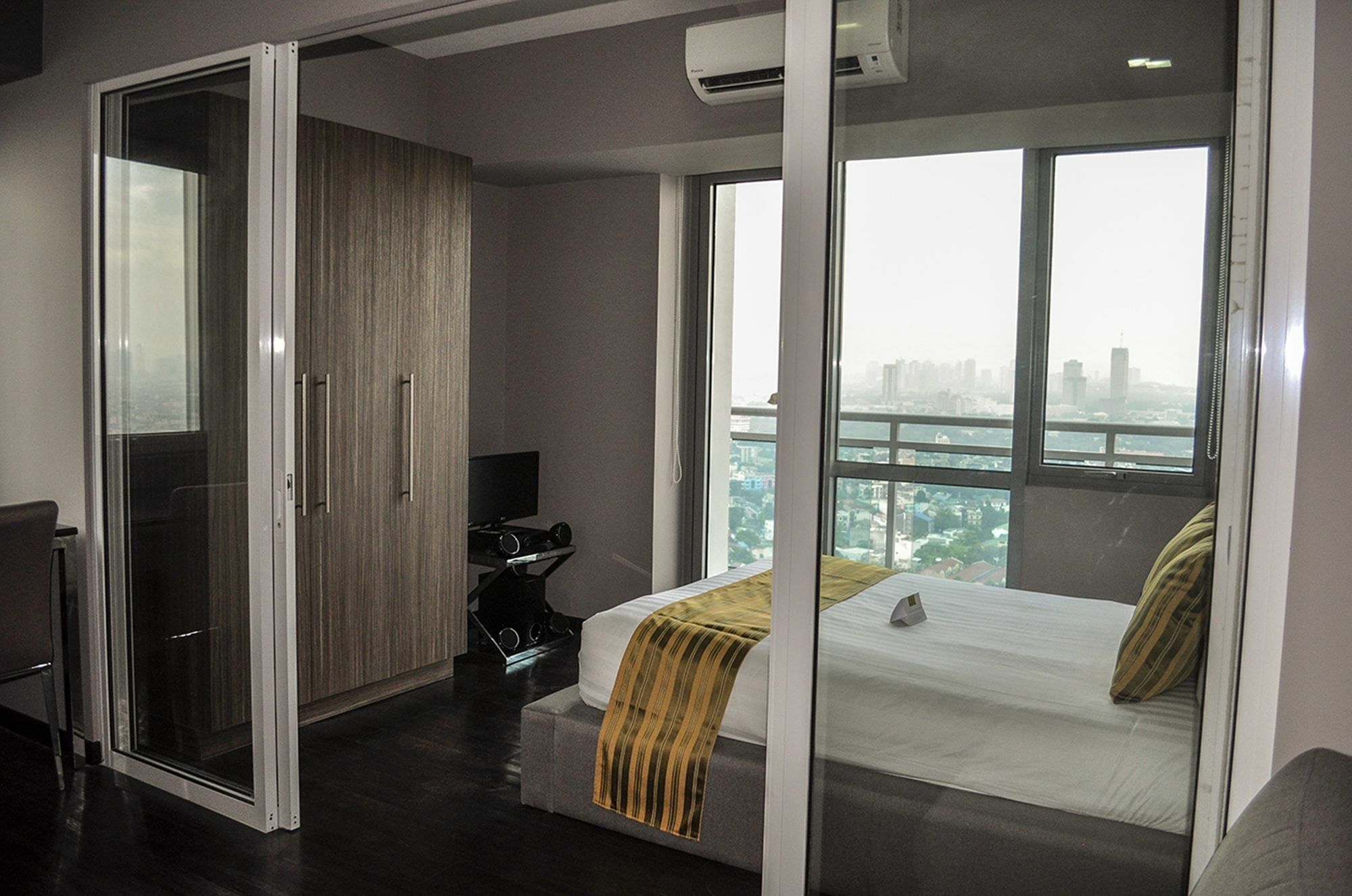Siglo Suites @ The Acqua Private Residences Mandaluyong Eksteriør bilde